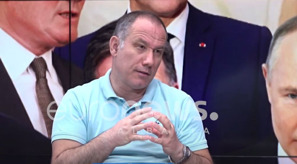 Bllokimi i armëve për Ukrainën, eksperti Hoti analizon synimin e Presidentit Trump