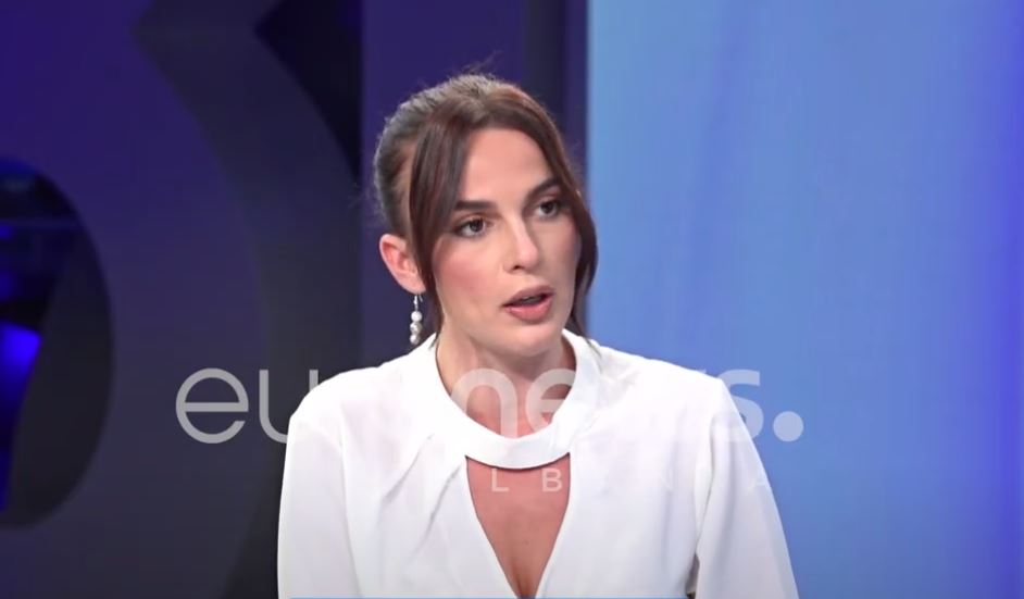 Nga Anglia në Shqipëri, Topalli: Si nisi gjakmarrja mes Hoxhajve dhe Lleshajve