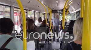 Qeveria iu merr bashkive transportin publik, bileta elektronike nga shtatori 2026