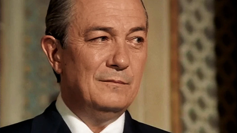 Ndahet nga jeta legjenda e filmit ikonik “La Piovra”, Remo Girone